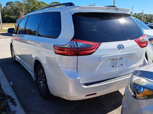2020 Toyota Sienna Limited