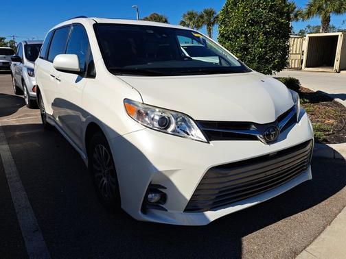 2020 Toyota Sienna Limited
