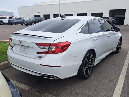 2022 Honda Accord Sport SE