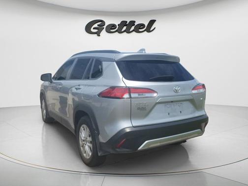 Sonic Silver 2024 Toyota Corolla Cross LE