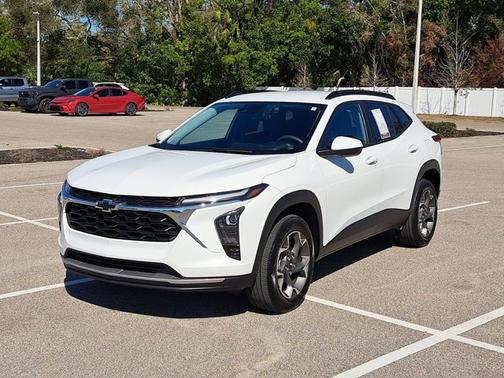 2024 Chevrolet Trax LT