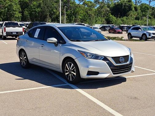 2021 Nissan Versa SV