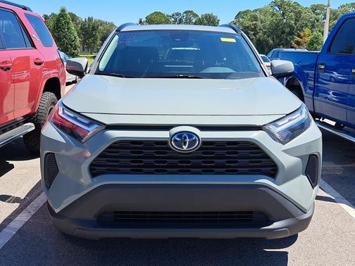2022 Toyota RAV4 Hybrid Hybrid XLE