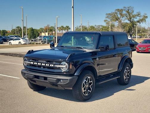 2022 Ford Bronco Outer Banks