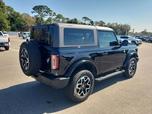 2022 Ford Bronco Outer Banks