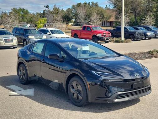 2026 Toyota Prius LE