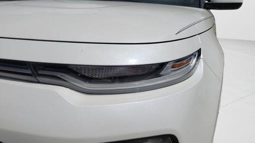 Snow White Pearl 2020 Kia Soul EX