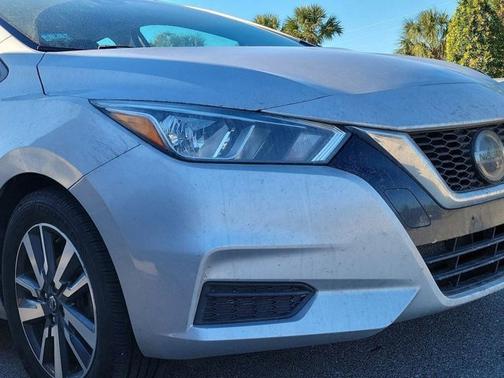 2020 Nissan Versa SV