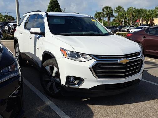 2020 Chevrolet Traverse LT Leather