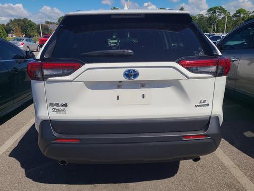 2023 Toyota RAV4 Hybrid Hybrid LE