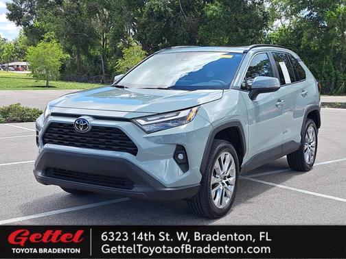 2023 Toyota RAV4 XLE Premium