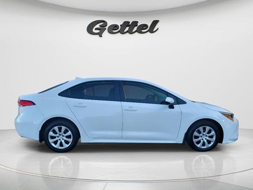 Ice Cap 2025 Toyota Corolla LE