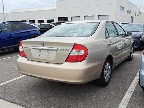2003 Toyota Camry LE