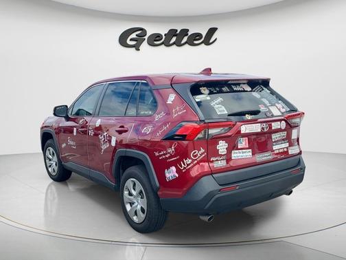 Ruby Flare Pearl 2022 Toyota RAV4 LE