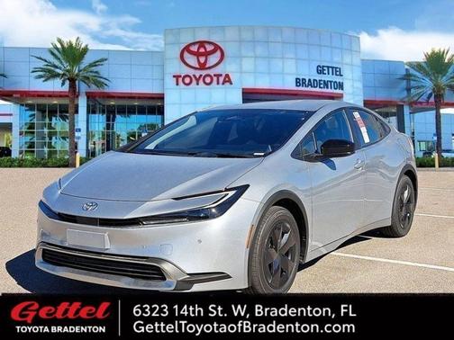 2026 Toyota Prius Plug-In Hybrid SE