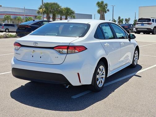 2025 Toyota Corolla LE