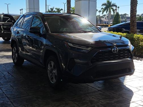 2025 Toyota RAV4 Hybrid Hybrid XLE