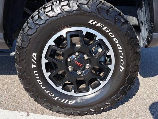 2024 Toyota Tacoma TRD Off Road