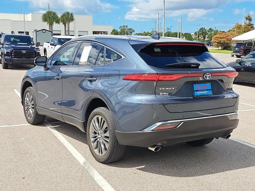2024 Toyota Venza XLE