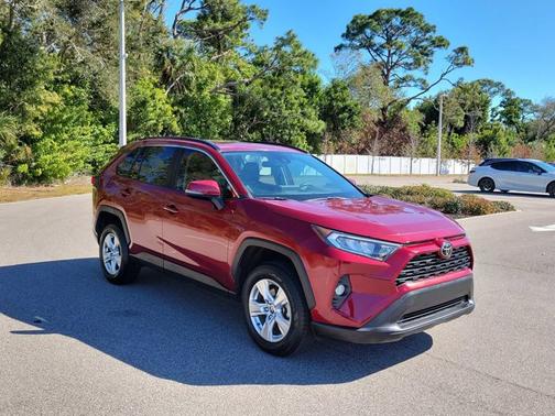 2021 Toyota RAV4 XLE