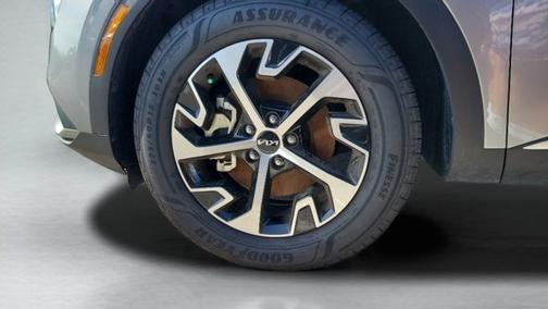 Steel Gray 2024 Kia Sportage EX