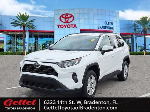 2021 Toyota RAV4 XLE