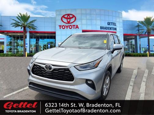 2021 Toyota Highlander LE
