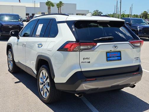 2020 Toyota RAV4 Limited