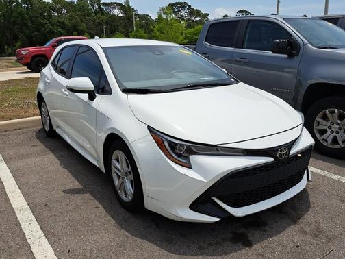 2022 Toyota Corolla Hatchback SE