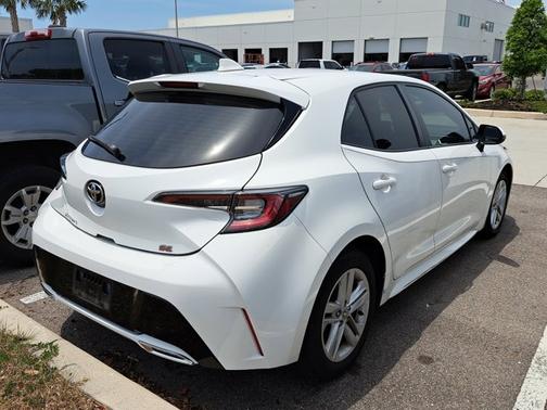 2022 Toyota Corolla Hatchback SE