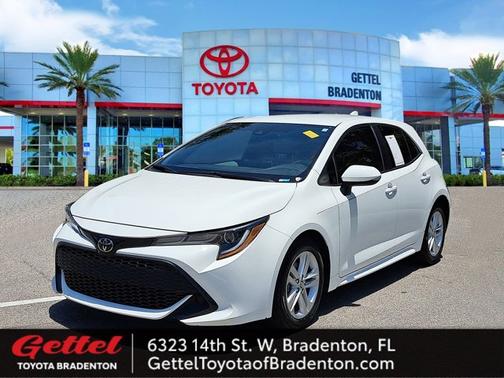 2022 Toyota Corolla Hatchback SE