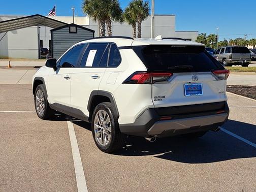 2019 Toyota RAV4 Limited