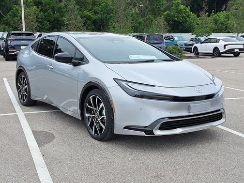 2026 Toyota Prius Plug-In Hybrid XSE