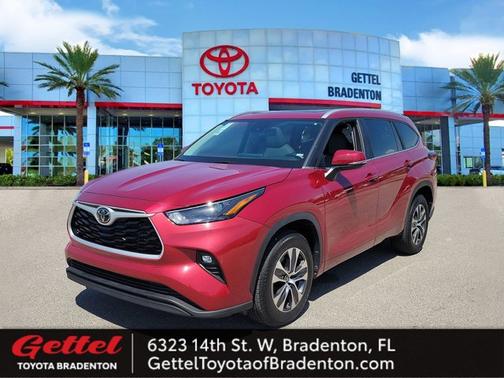 2023 Toyota Highlander XLE