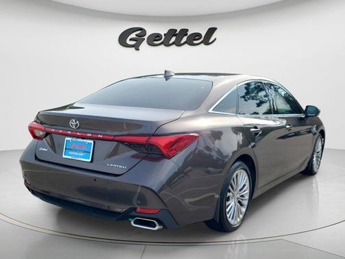 Brownstone 2019 Toyota Avalon Limited