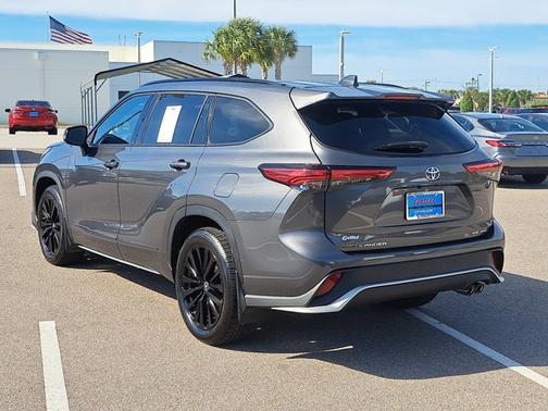 2023 Toyota Highlander XSE