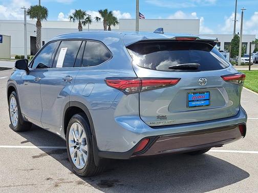 2023 Toyota Highlander Limited