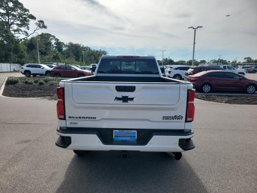 2025 Chevrolet Silverado 3500 High Country