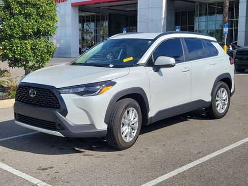 2022 Toyota Corolla Cross LE