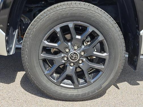 2023 Toyota Tundra Platinum