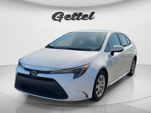 Ice Cap 2025 Toyota Corolla LE