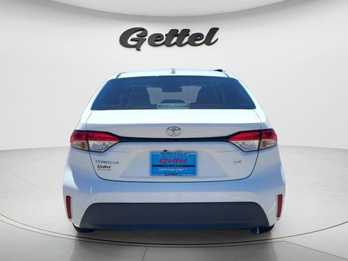Ice Cap 2025 Toyota Corolla LE