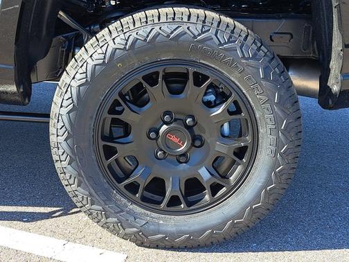 2025 Toyota Tacoma Base