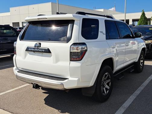 2024 Toyota 4Runner TRD Off Road