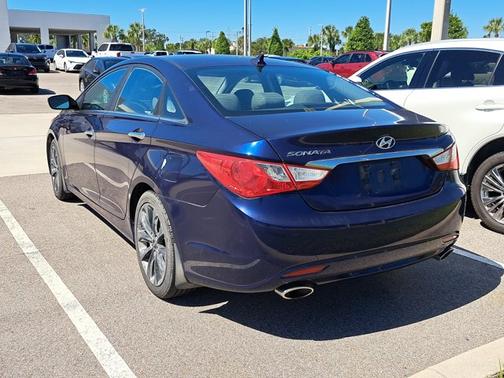 2011 Hyundai SONATA SE