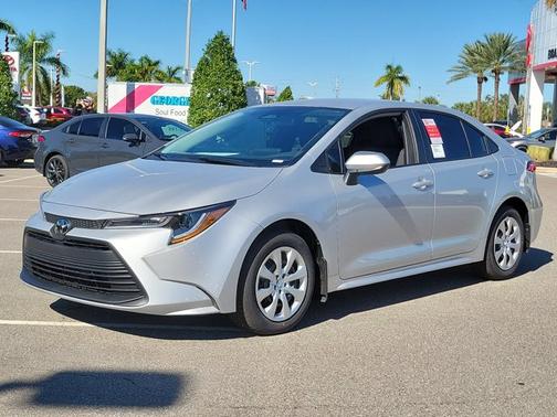 2026 Toyota Corolla LE