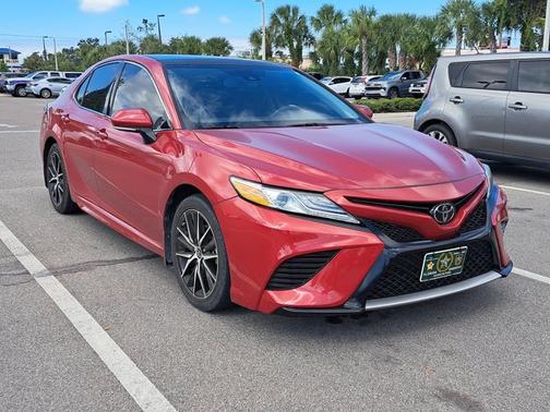 2020 Toyota Camry XSE