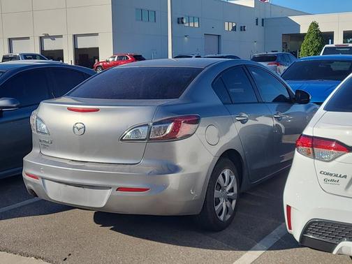 2013 Mazda Mazda3 i SV