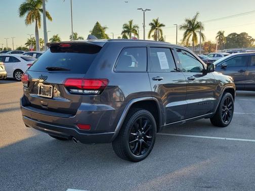 2018 Jeep Grand Cherokee Altitude