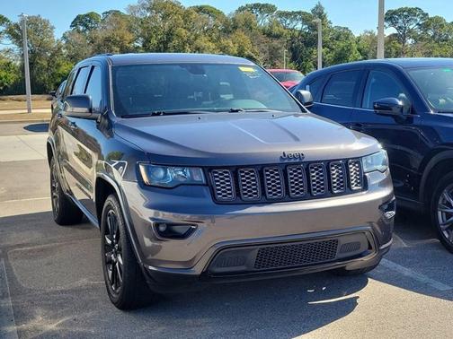 2018 Jeep Grand Cherokee Altitude